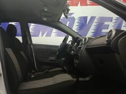 FORD - FIESTA - 2013/2014 - Prata - R$ 33.900,00