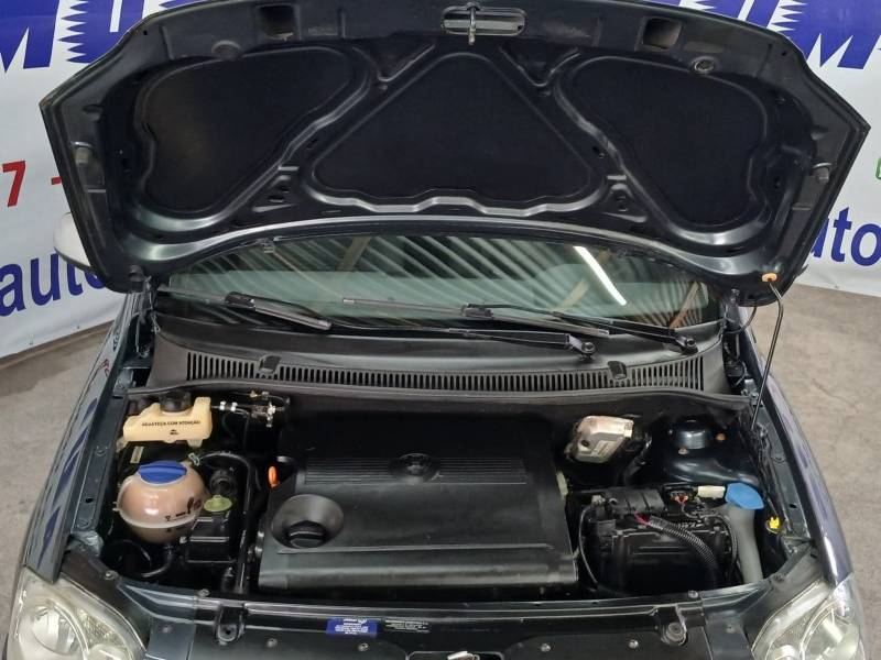 VOLKSWAGEN - SPACEFOX - 2007/2008 - Cinza - R$ 32.900,00