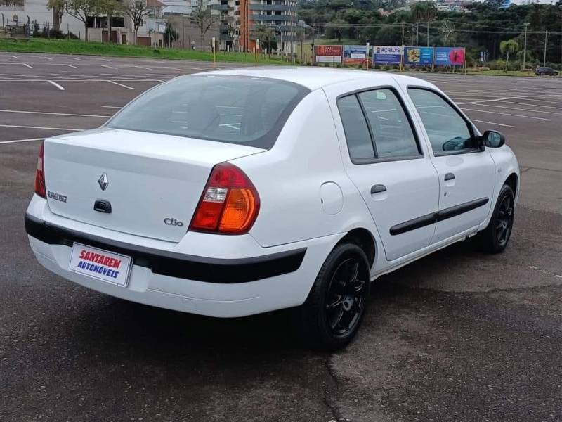 RENAULT - CLIO - 2003/2003 - Branca - R$ 19.000,00