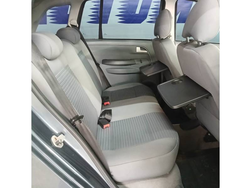 VOLKSWAGEN - SPACEFOX - 2007/2008 - Cinza - R$ 32.900,00