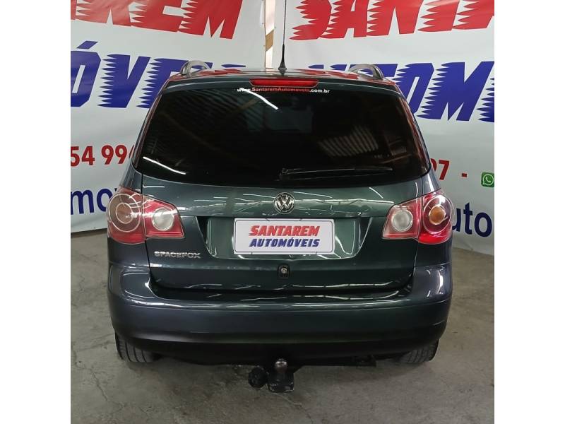 VOLKSWAGEN - SPACEFOX - 2007/2008 - Cinza - R$ 32.900,00